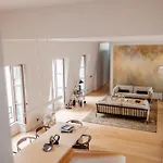 De Pourtales Aparthotel