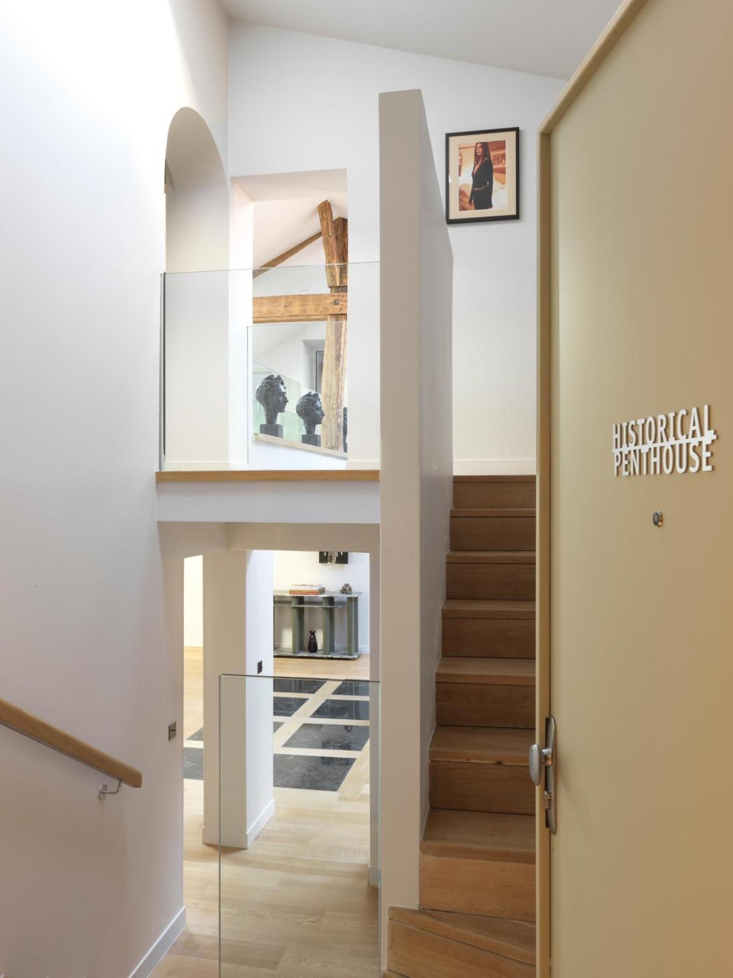 De Pourtales 5* Paris