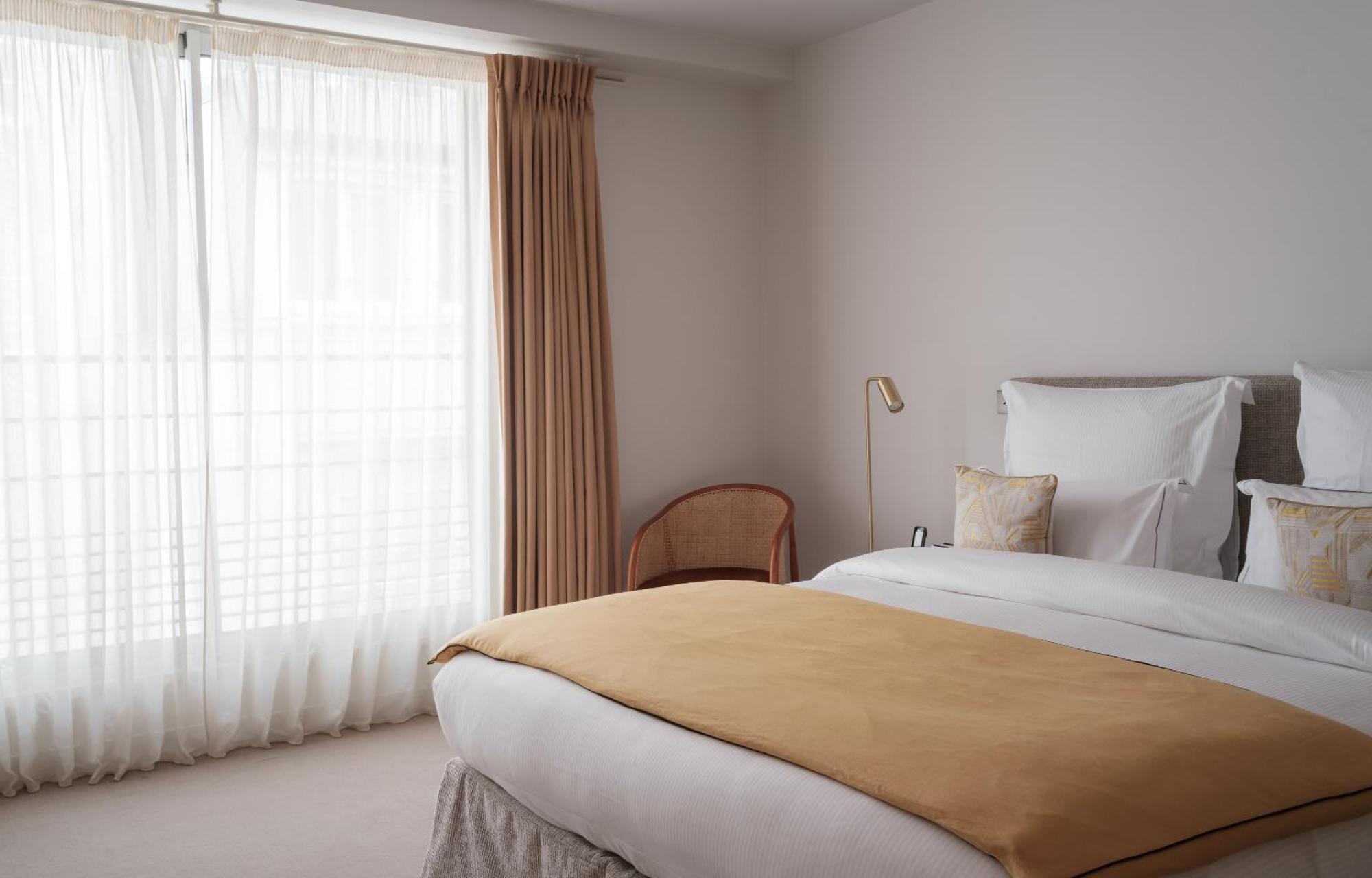 De Pourtales Aparthotel 5*